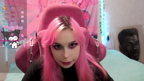 Snapshot of pineapple_dope chatting on 01/16/25, 10:34 Nancy online show from 01/16/25, 10:34