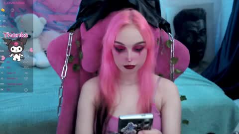 Snapshot of pineapple_dope chatting on 02/05/25, 04:36 Nancy online show from 02/05/25, 04:36