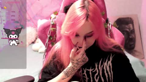 Snapshot of pineapple_dope chatting on 03/07/25, 12:58 Nancy online show from 03/07/25, 12:58