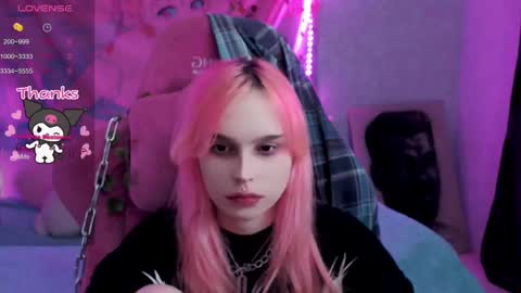 Snapshot of pineapple_dope chatting on 03/12/25, 10:39 Nancy online show from 03/12/25, 10:39