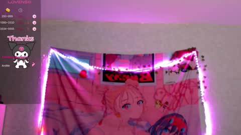 Snapshot of pineapple_dope chatting on 11/22/25, 02:54 Nancy online show from 11/22/25, 02:54