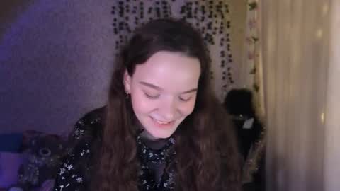 Snapshot of pink__sun chatting on 12/14/25, 05:18 Stephanie online show from 12/14/25, 05:18