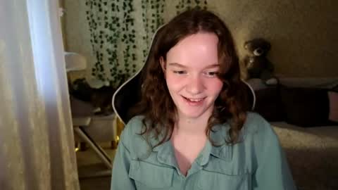 Stephanie online show from 06/02/26, 03:41