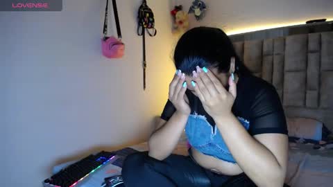 tiffany online show from 04/12/26, 07:52