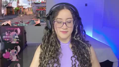 Emilly Santis online show from 01/11/25, 07:28