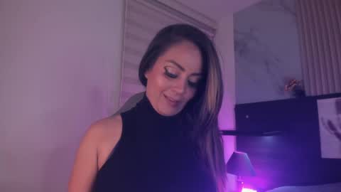 pink_as online show from 04/10/26, 03:56