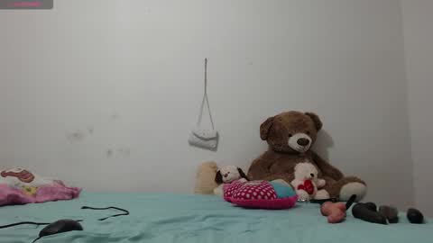 pink_love_25 online show from 02/27/26, 05:07