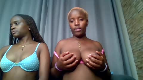 pinkyy online show from 07/17/26, 01:12