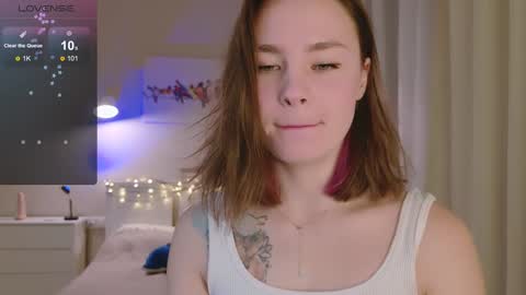 Snapshot of pink_seagull chatting on 01/30/25, 05:17 Eva online show from 01/30/25, 05:17