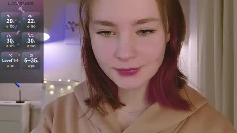 Snapshot of pink_seagull chatting on 02/04/25, 05:23 Eva online show from 02/04/25, 05:23