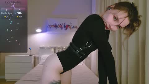 Snapshot of pink_seagull chatting on 03/03/25, 06:01 Eva online show from 03/03/25, 06:01