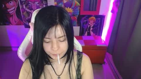 Snapshot of pink_yuii chatting on 11/09/25, 12:09 pink_yuii online show from 11/09/25, 12:09