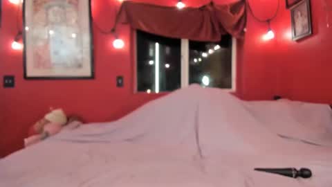 Snapshot of pinkandheated chatting on 12/20/24, 11:54 Virginity smiles online show from 12/20/24, 11:54