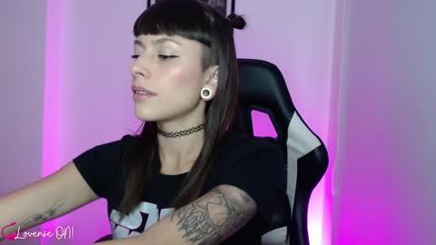 Snapshot of pinkcatlive chatting on 01/15/25, 10:13 Emily online show from 01/15/25, 10:13