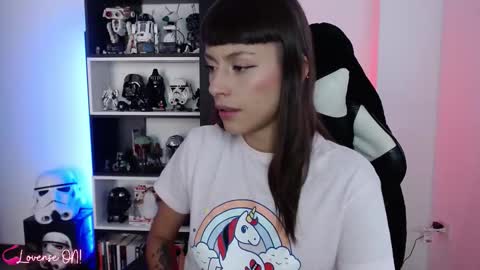 Snapshot of pinkcatlive chatting on 11/24/25, 09:03 Emily online show from 11/24/25, 09:03