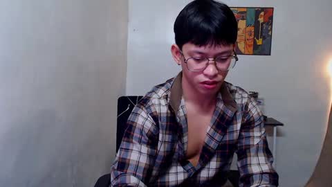 Snapshot of pinkcock_froi chatting on 02/04/25, 04:15 froi online show from 02/04/25, 04:15