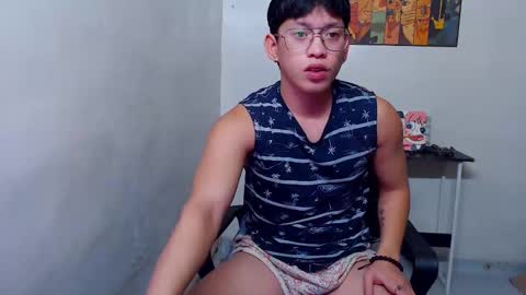 Snapshot of pinkcock_froi chatting on 02/10/25, 01:35 froi online show from 02/10/25, 01:35
