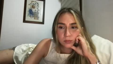 Pinkilola online show from 03/22/26, 12:36