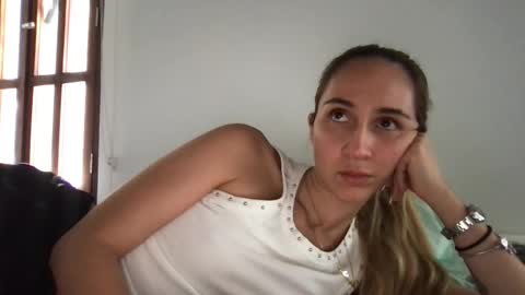 Pinkilola online show from 04/01/26, 07:33