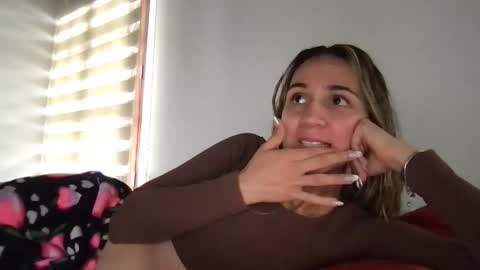 Pinkilola online show from 04/08/26, 05:57