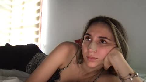 Pinkilola online show from 04/09/26, 02:55