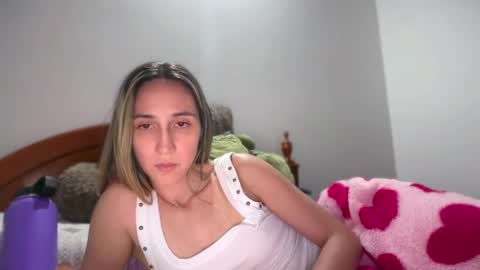 Pinkilola online show from 05/20/26, 03:02