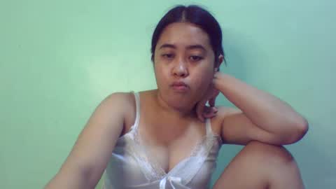 Hi  its me shine  online show from 02/23/25, 04:24