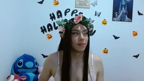 pinkluna0 online show from 11/01/25, 02:46