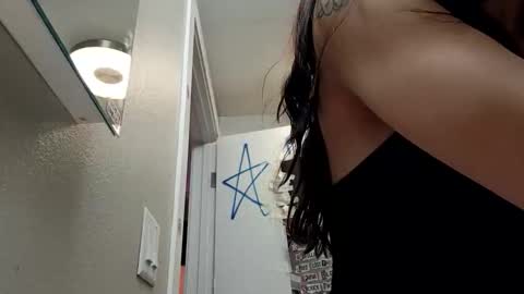 Snapshot of pinkpulseglobal chatting on 11/02/25, 02:36 pinkpulseglobal online show from 11/02/25, 02:36