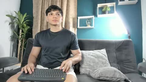 pinksmile_1 online show from 04/14/26, 04:07