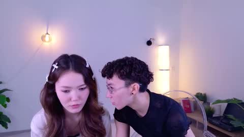 Li long hair and Rude short hair online show from 03/27/26, 08:41