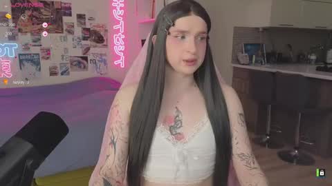 pinkvenom_ online show from 05/09/26, 06:40