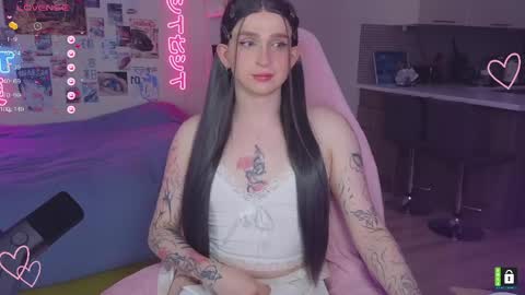 pinkvenom_ online show from 05/26/26, 12:45