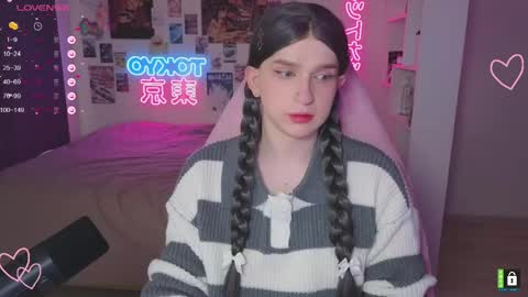 pinkvenom_ online show from 06/04/26, 04:57