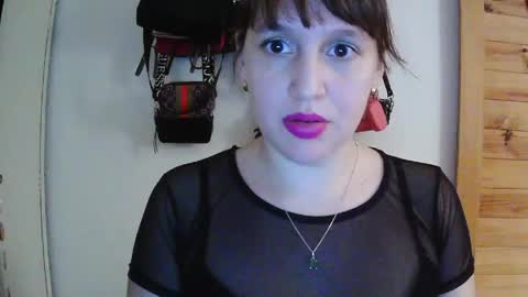 Nicky online show from 04/16/26, 07:31