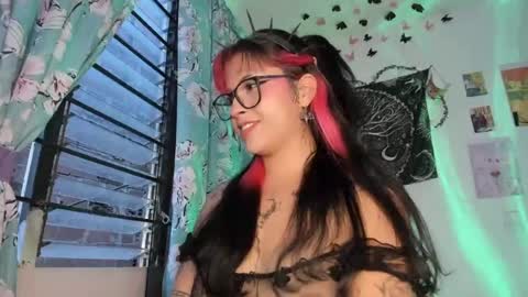 pinky_promiseex online show from 07/02/26, 11:22
