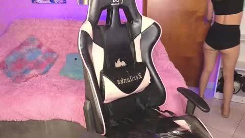 pinkygirl20 online show from 03/11/26, 03:56