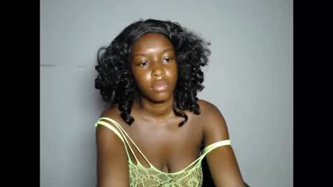 pinkykiki_247 online show from 02/11/26, 06:18