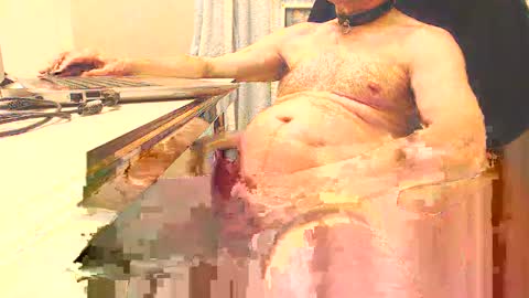 Snapshot of pino477 chatting on 12/23/24, 10:01 pino477 online show from 12/23/24, 10:01