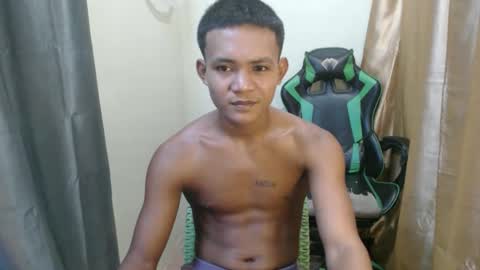 pinoy_fucker18 online show from 04/11/26, 06:29