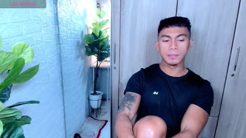 ethan online show from 12/23/25, 01:47