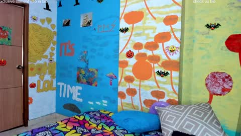 VALENTINA y PIPE online show from 12/17/24, 01:18