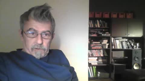 pipi2704 online show from 02/21/25, 10:37