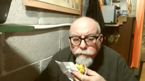 Snapshot of pippetta1 chatting on 11/17/25, 03:18 pippetta1 online show from 11/17/25, 03:18