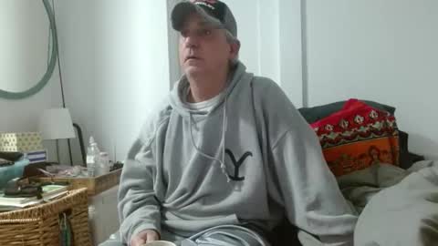 pirate334 online show from 05/01/26, 06:23