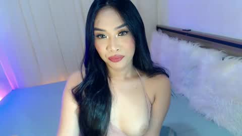 Snapshot of piroulita chatting on 12/05/24, 03:48 Ari online show from 12/05/24, 03:48