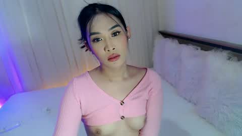 Snapshot of piroulita chatting on 02/22/25, 12:08 Ari online show from 02/22/25, 12:08