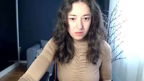 piscesgirl06 online show from 05/14/26, 04:30