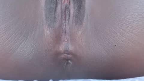 pixel online show from 12/16/25, 08:36