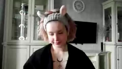 Caroline online show from 04/14/26, 04:18